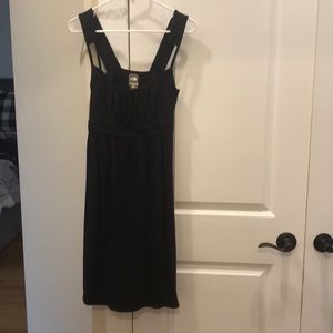 Black North Face women’s summer dress
